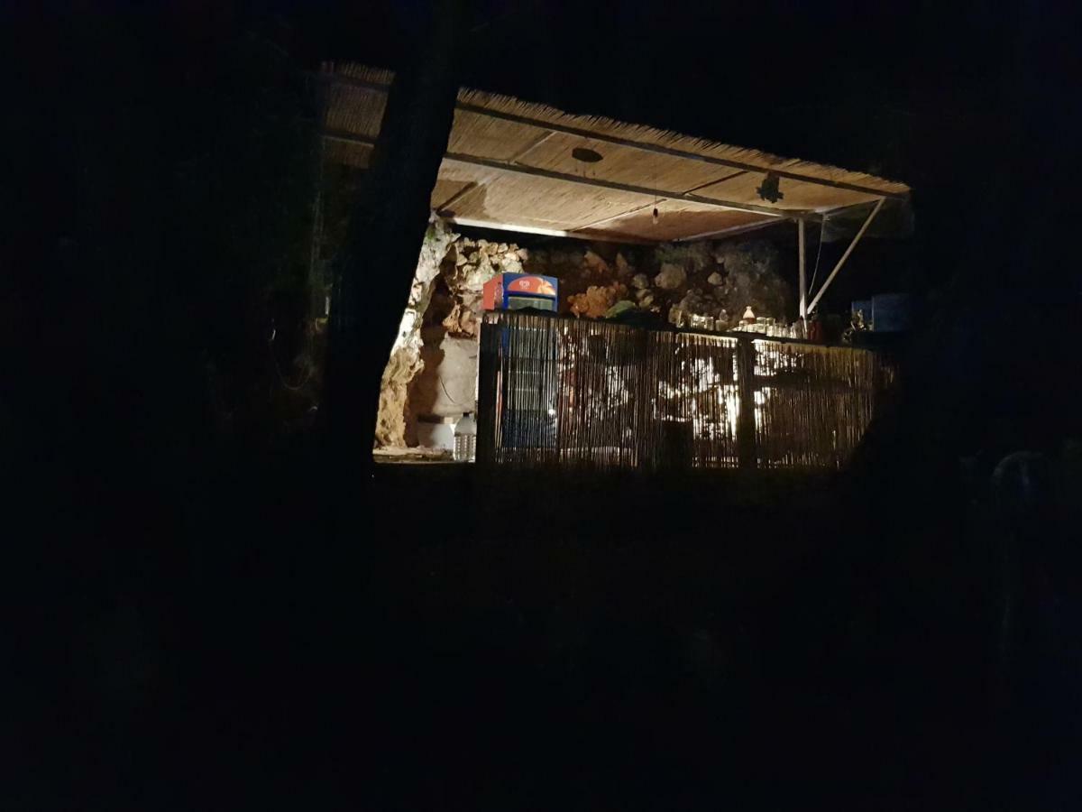 The Sea Cave Camping Himarë Exterior foto